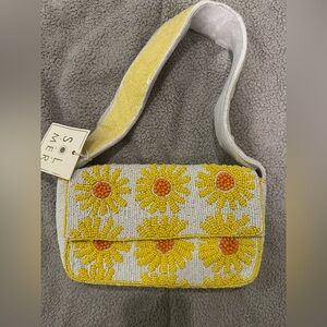Sol and Mer Daisy beaded bag
